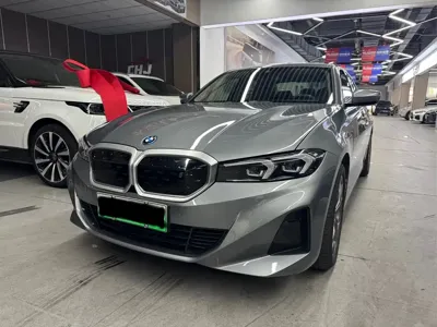 BMW i3 · 2022 год