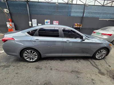 Hyundai Genesis 2015, 130366 км, за 7450000 KRW