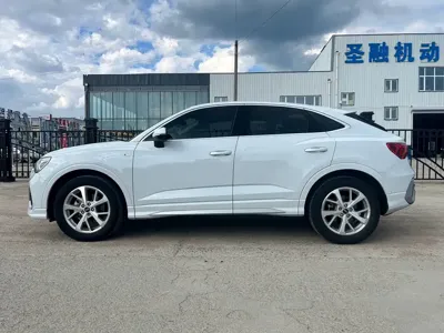 Audi Q3 Sportback 2022, 29000 км, за 228800 CNY