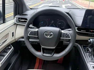 Toyota Granvia 2024, 40000 км, за 246500 CNY - фото 12