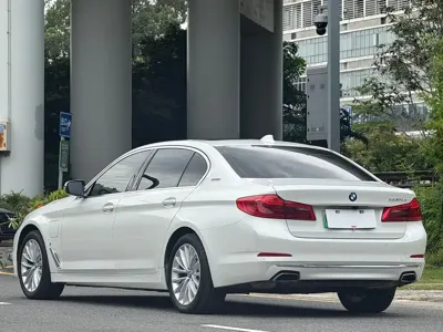BMW 5 Series New Energy 2019, 12000 км, за 139800 CNY
