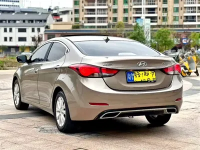 Hyundai Elantra Langdong 2017, 140000 км, за 25800 CNY - фото 5