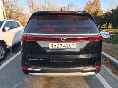 Kia Canival 2021, 110163 км, за 31200000 KRW