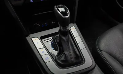 Hyundai Avante 2017, 132546 км, за 7800000 KRW - фото 9