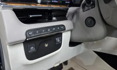 Cadillac Escalade 2022, 23056 км, за 99300000 KRW - фото 27