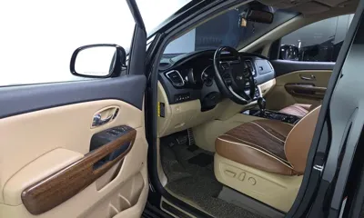 Kia Canival 2017, 101103 км, за 17000000 KRW - фото 10
