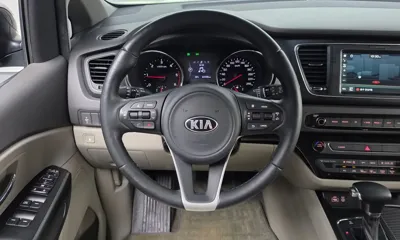 Kia Canival 2018, 60035 км, за 12990000 KRW - фото 12