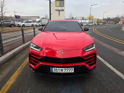 Lamborghini Urus · 2021 год