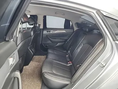 Hyundai Sonata 2015, 137056 км, за 7500000 KRW - фото 12