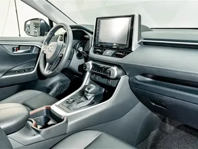 Toyota RAV4 2021, 15800 км, за 120000 CNY - фото 18