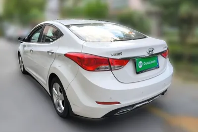 Hyundai Elantra (5th Generation 2012, 98000 км, за 21420.4 CNY