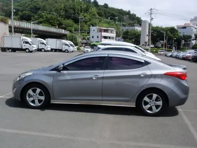 Hyundai Avante 2014, 151000 км, за 4400000 KRW