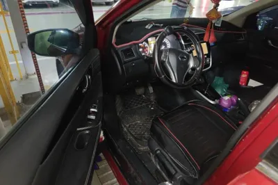 Nissan Tiida 2016, 95600 км, за 39008.13 CNY - фото 16
