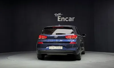 Hyundai i30 2018, 128563 км, за 11000000 KRW