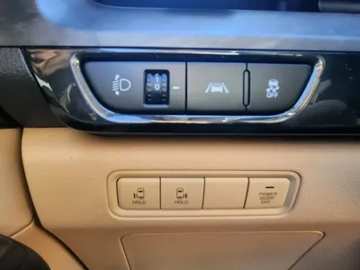 Kia Canival 2021, 127381 км, за 23000000 KRW - фото 9