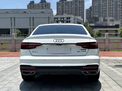 Audi A4L 2022, 33000 км, за 120500 CNY - фото 18