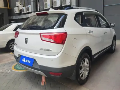 Baojun 560 2016, 41800 км, за 17300 CNY