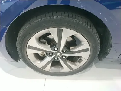 Hyundai Lafesta 2019, 41800 км, за 64767.78 CNY - фото 8