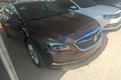 Buick LaCrosse 2016, 97899 км, за 72114.19 CNY