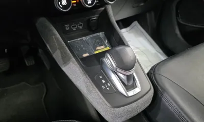 Renault-KoreaSamsung Zoe 2021, 85498 км, за 12500000 KRW - фото 9