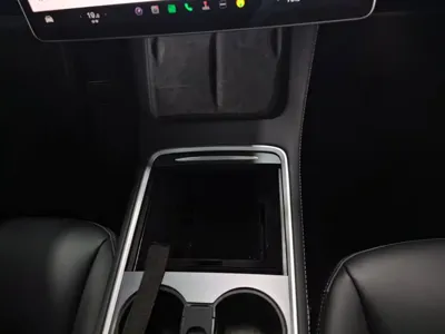 Tesla Model Y 2021, 70600 км, за 138900 CNY - фото 10