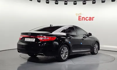Hyundai Grandeur 2017, 104041 км, за 7500000 KRW