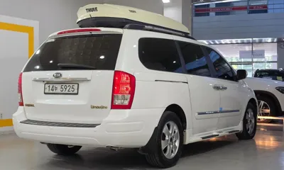 Kia Canival 2012, 168963 км, за 4500000 KRW - фото 4