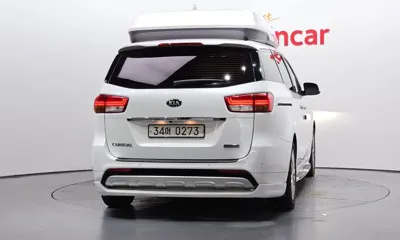 Kia Canival 2017, 189498 км, за 12300000 KRW