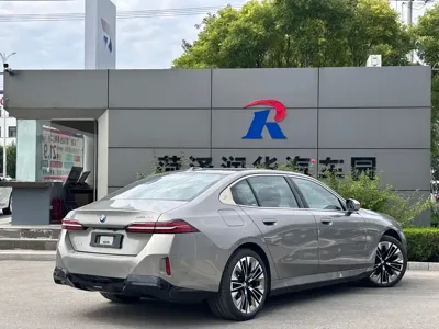 BMW i5 0, 100 км, за 276000 CNY - фото 9