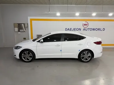Hyundai Avante 2018, 83571 км, за 11100000 KRW - фото 3