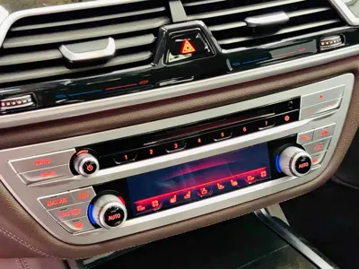 BMW 7 Series 2018, 80000 км, за 208800 CNY - фото 15