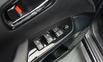 Toyota Prius 2017, 52349 км, за 17900000 KRW - фото 27