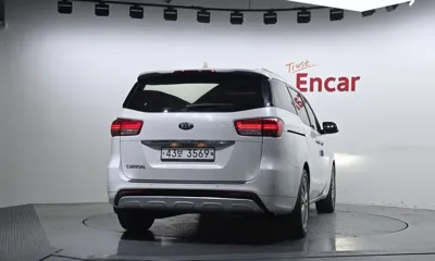Kia Canival 2015, 203949 км, за 6800000 KRW - фото 4