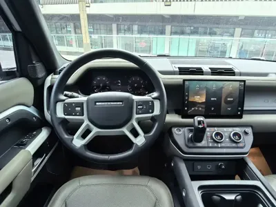 Land Rover Defender 2022, 7000 км, за 498000 CNY - фото 13