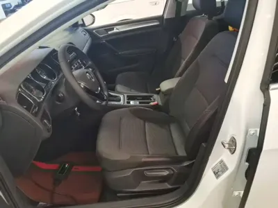 Volkswagen Golf 2019, 89200 км, за 53900 CNY - фото 15