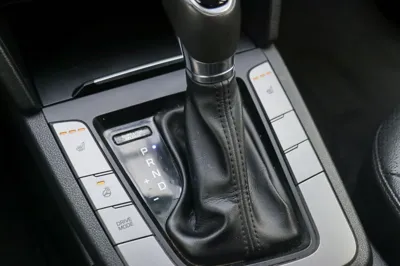 Hyundai Avante 2016, 120291 км, за 7500000 KRW - фото 16