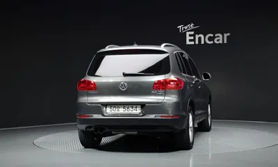 Volkswagen Tiguan 2015, 167919 км, за 7500000 KRW