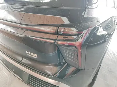 Hongqi Hongqi HS3 PHEV 2026, 100 км, за 118000 CNY - фото 8