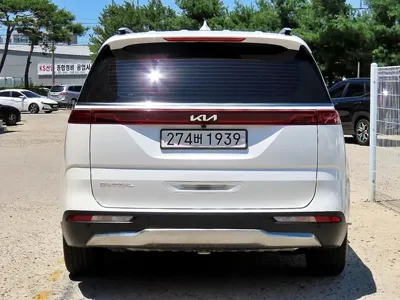 Kia Canival 2023, 57404 км, за 29300000 KRW
