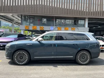 AITO 问界 AITO M9 2024, 29000 км, за 369900 CNY