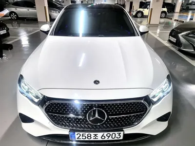 Mercedes-Benz E-Class · 2025 год