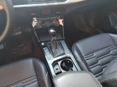 Volkswagen Passat 2019, 189400 км, за 70600 CNY - фото 14