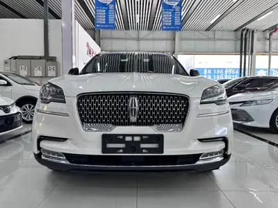 Lincoln Aviator 2023, 71000 км, за 248900 CNY