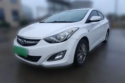 Hyundai Elantra (5th Generation · 2015 год