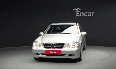 Mercedes-Benz C-Class 2004, 141660 км, за 4900000 KRW - фото 3