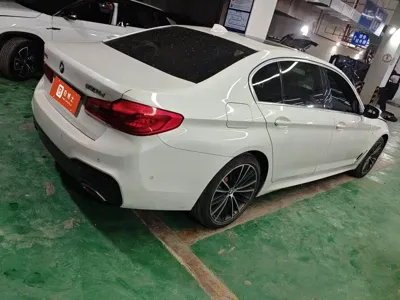 BMW 5 Series 2019, 48000 км, за 166600 CNY - фото 2