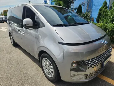 Hyundai Staria 2023, 64747 км, за 29000000 KRW - фото 2