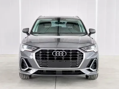 Audi Q3 2021, 38000 км, за 148800 CNY