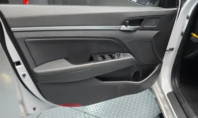 Hyundai Avante 2020, 26881 км, за 14900000 KRW - фото 24