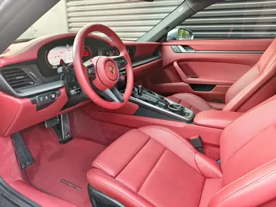 Porsche 911 2025, 7000 км, за 1318000 CNY